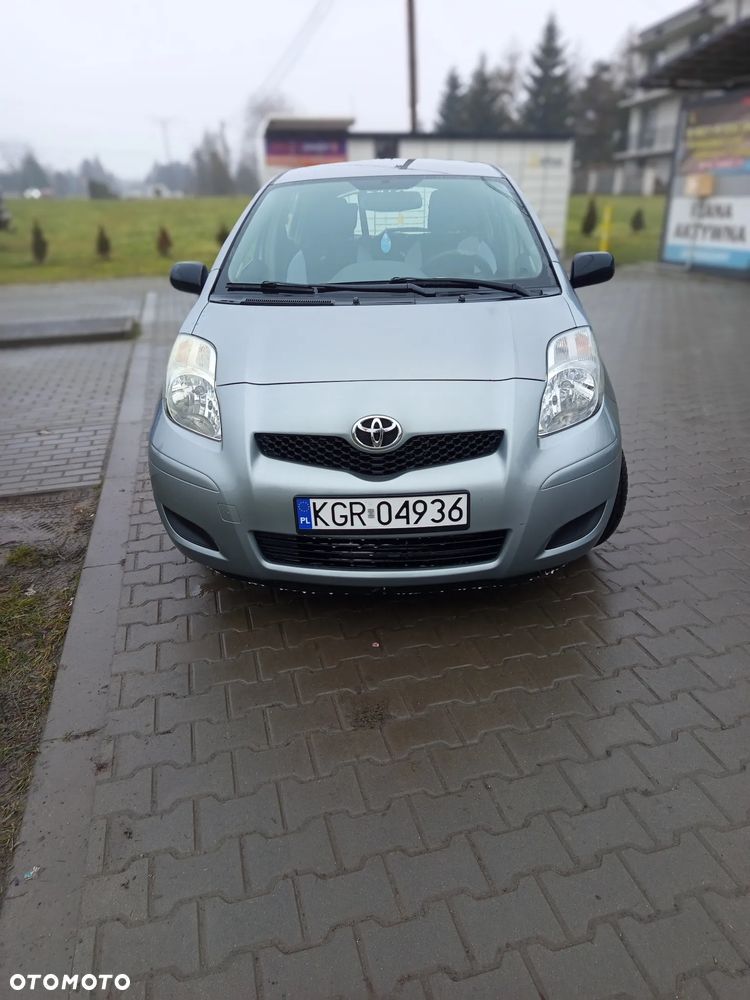 Toyota Yaris 1.0 Entry EU5 - 3