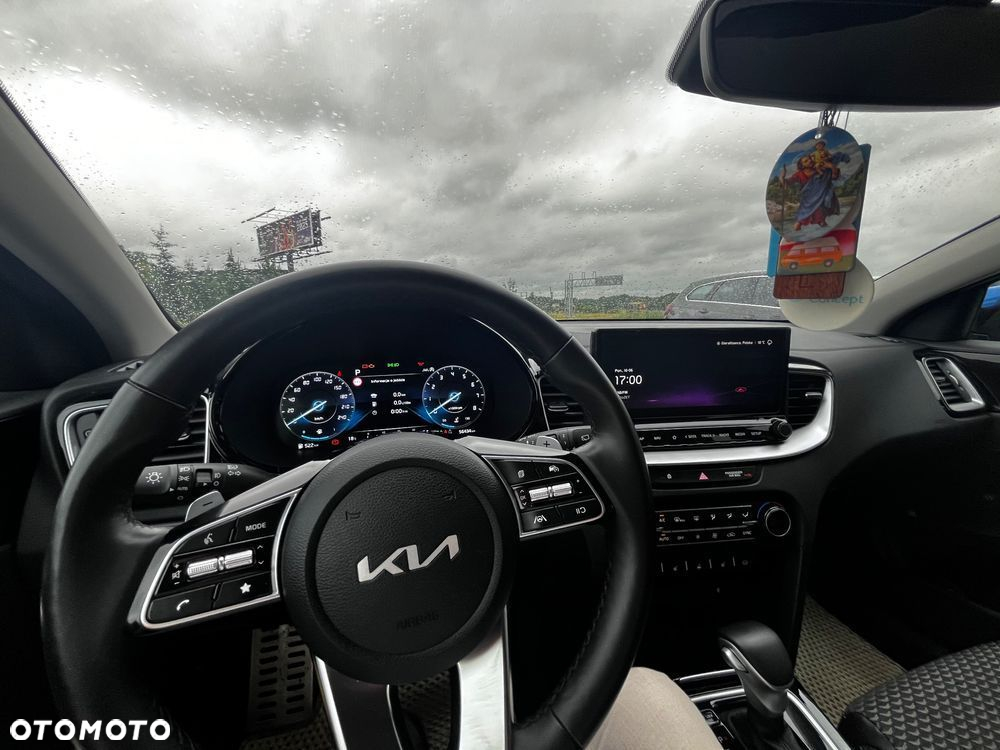 Kia Ceed 1.5 T-GDI Business Line Plus DCT - 18