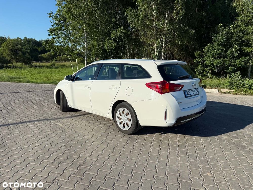 Toyota Auris 1.33 VVT-i Life Comfort - 4