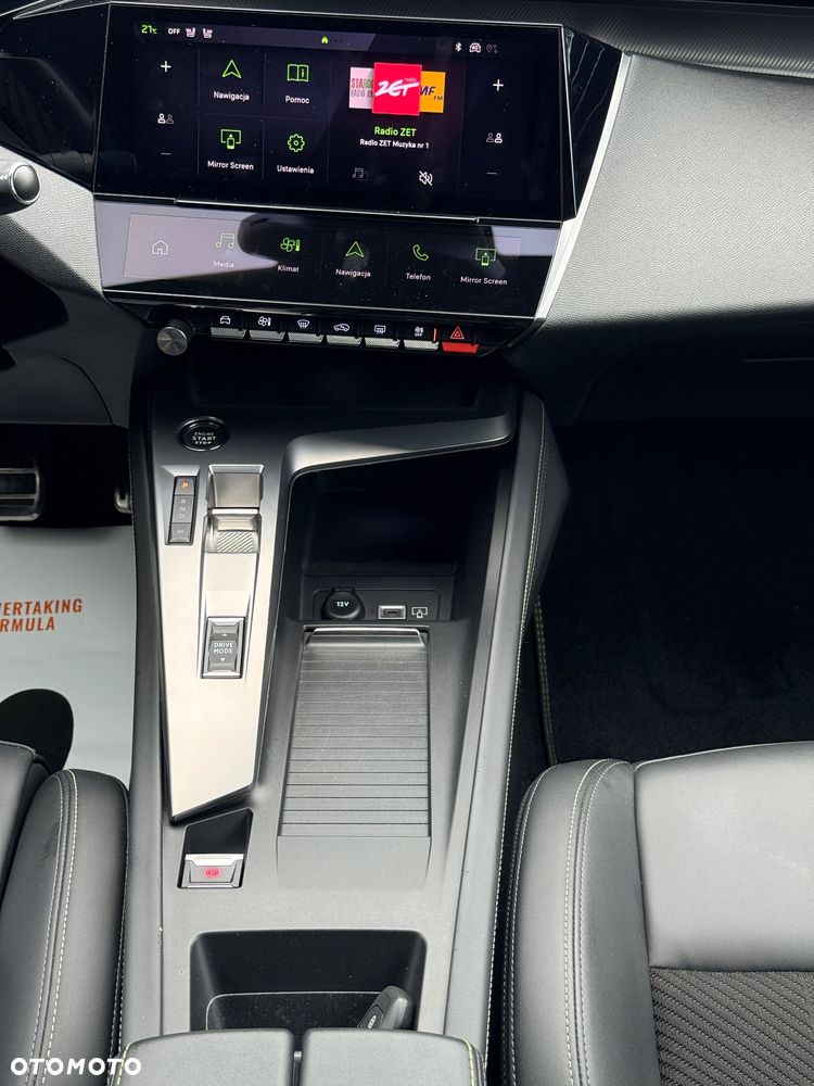 Peugeot 308 BlueHDi 130 EAT8 GT EXCLUSIVE - 31