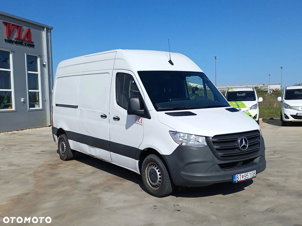 Mercedes-Benz SPRINTER - 5