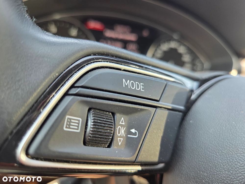 Audi A4 Avant 30 TDI mHEV Advanced S tronic - 31