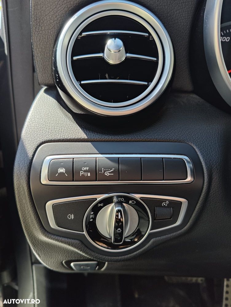 Mercedes-Benz GLC - 12