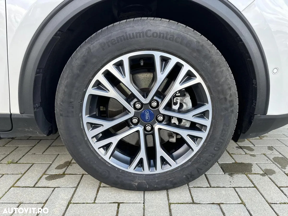 Ford Kuga 2.5 Duratec PHEV Titanium - 14
