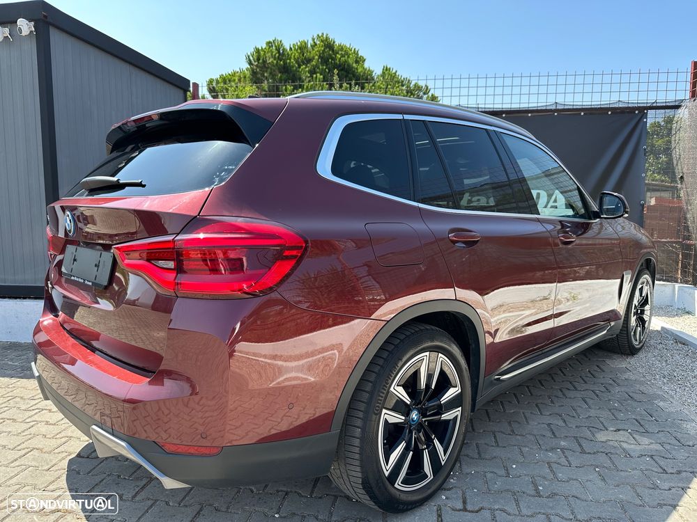 BMW iX3 Inspiring - 4