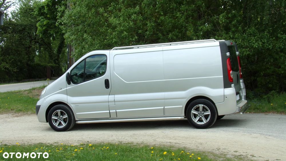 Opel VIVARO 2.0 115KM * LONG * KLIMA * JAK NOWY ! - 13