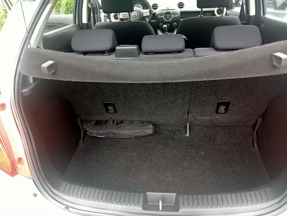 Mazda 2 1.5 Dynamic - 18