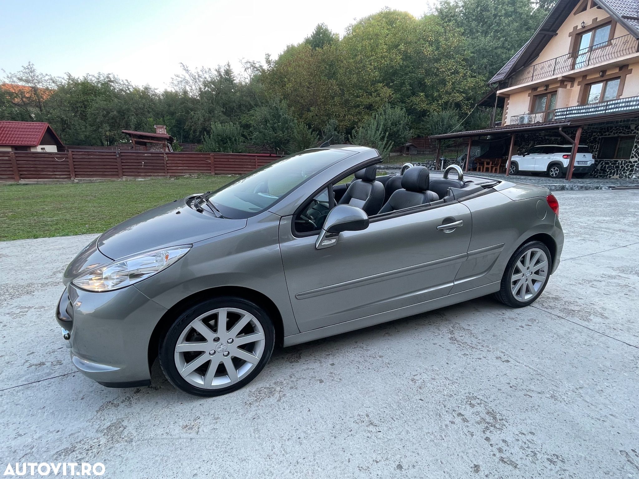 Peugeot 207 120 Automatik Premium - 1