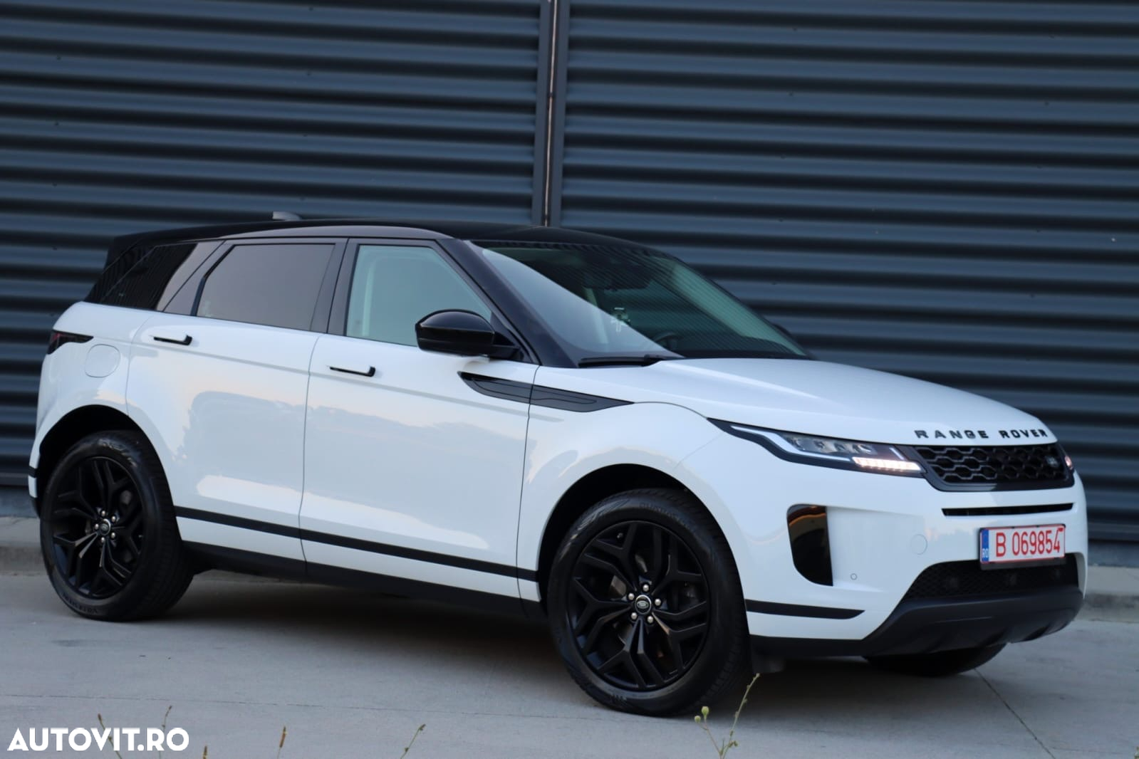 Land Rover Range Rover Evoque 2.0 D150 R-Dynamic HSE - 2