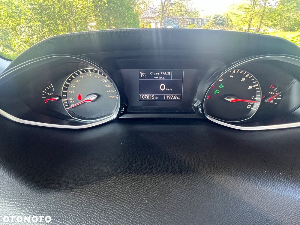 Peugeot 308 1.6 THP Allure - 27