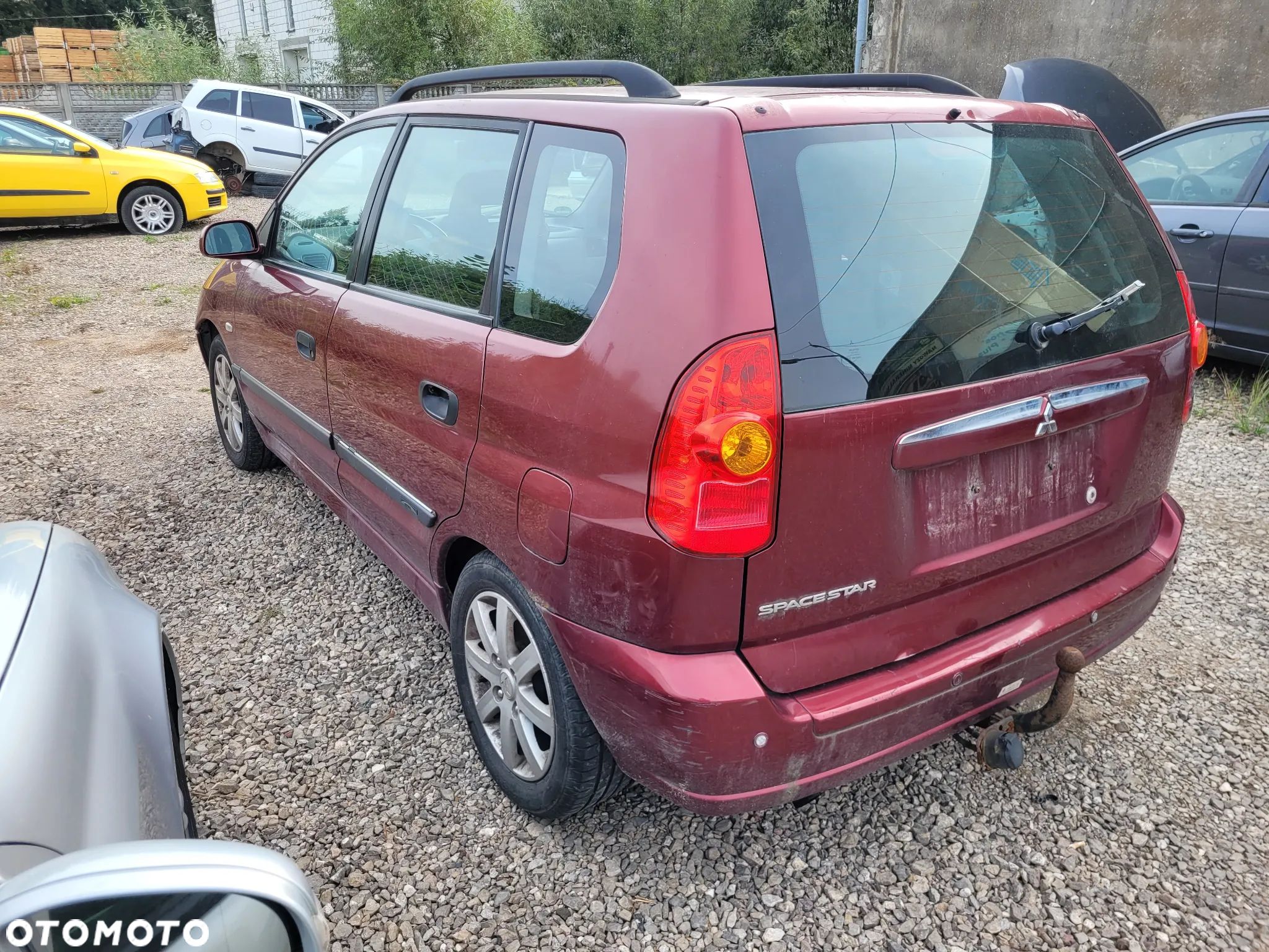 mitsubishi space star fotel kanapa deska kokpit podsufitka boczek podłokietnik licznik panel szyb - 1
