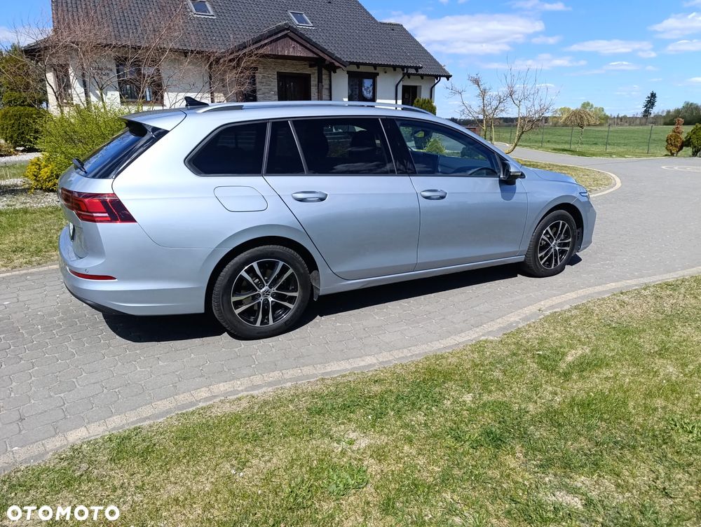 Volkswagen Golf 2.0 TDI SCR DSG Life - 23