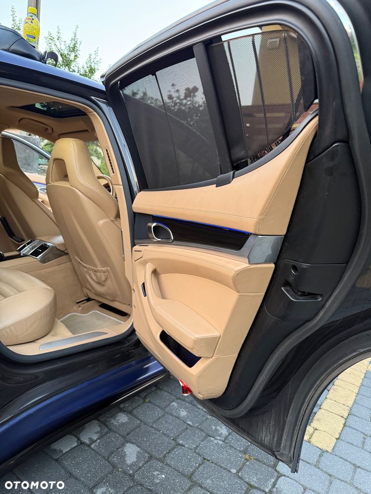 Porsche Panamera S PDK - 24