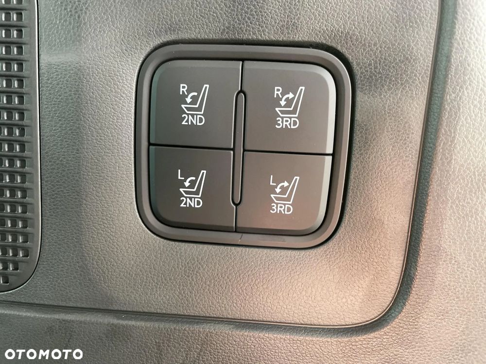 Hyundai IONIQ 9 110kWh Uniq AWD - 19