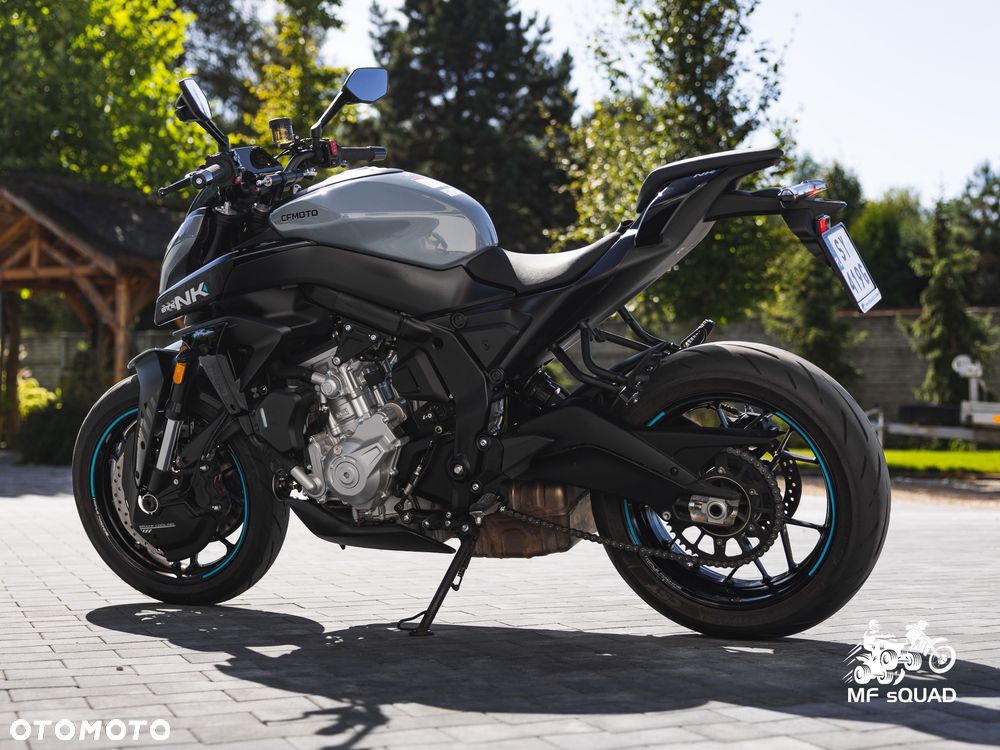 CFMoto 675NK - 12