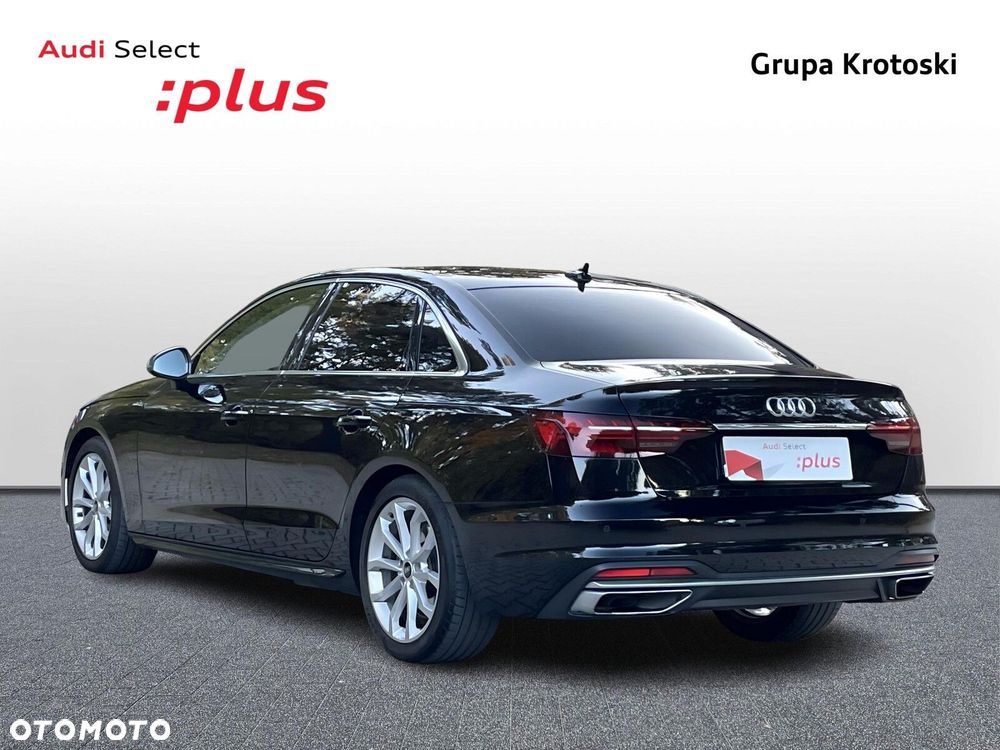 Audi A4 Limousine - 4