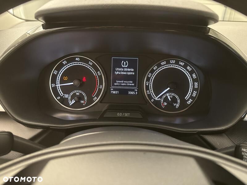 Skoda Fabia 1.0 Ambition - 13