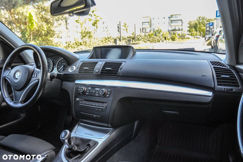 BMW Seria 1 - 10