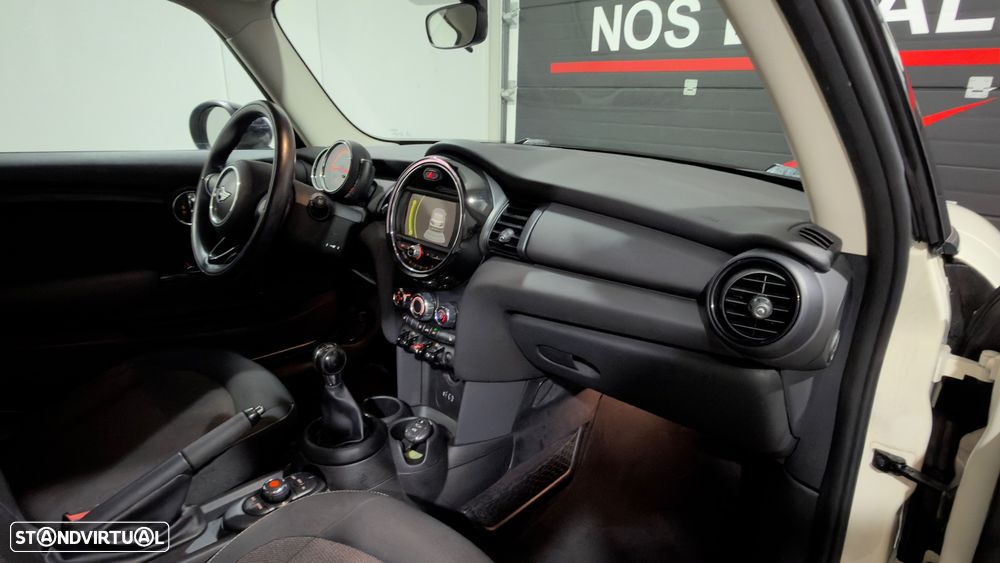 MINI 3 Portas One - 13