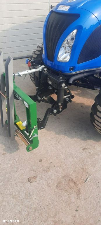 New Holland Boomer 50C - 11