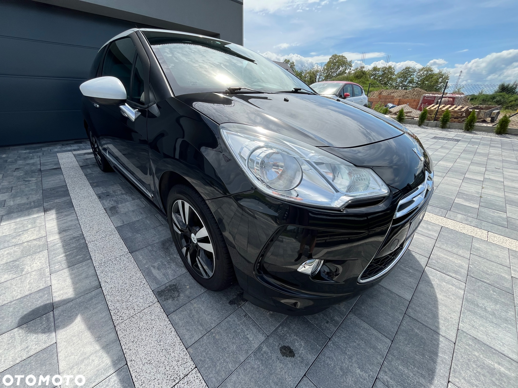 Citroën DS3 1.6 HDi SoChic - 2