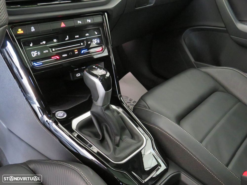 VW T-Roc 1.5 TSI R-Line DSG - 12