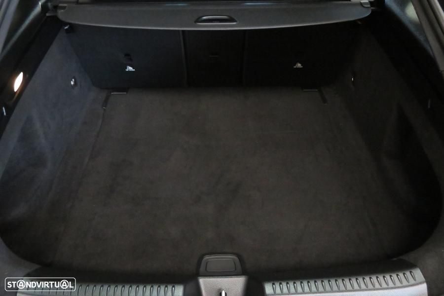 Mercedes-Benz CLA 180 d Shooting Brake Progressive Aut. - 28