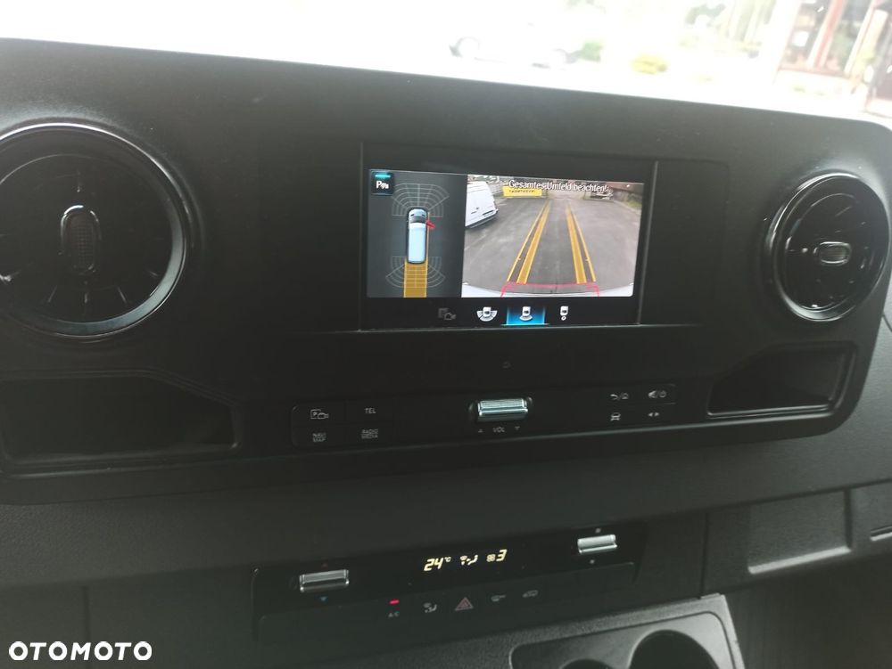 Mercedes-Benz Sprinter 316 - 32