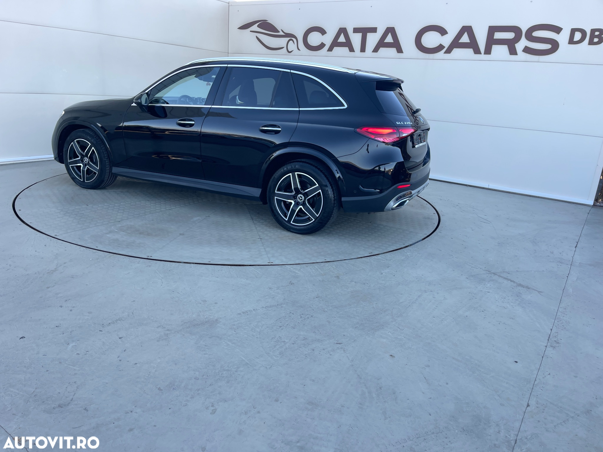 Mercedes-Benz GLC 220 d 4Matic 9G-TRONIC AMG Line Advanced - 11