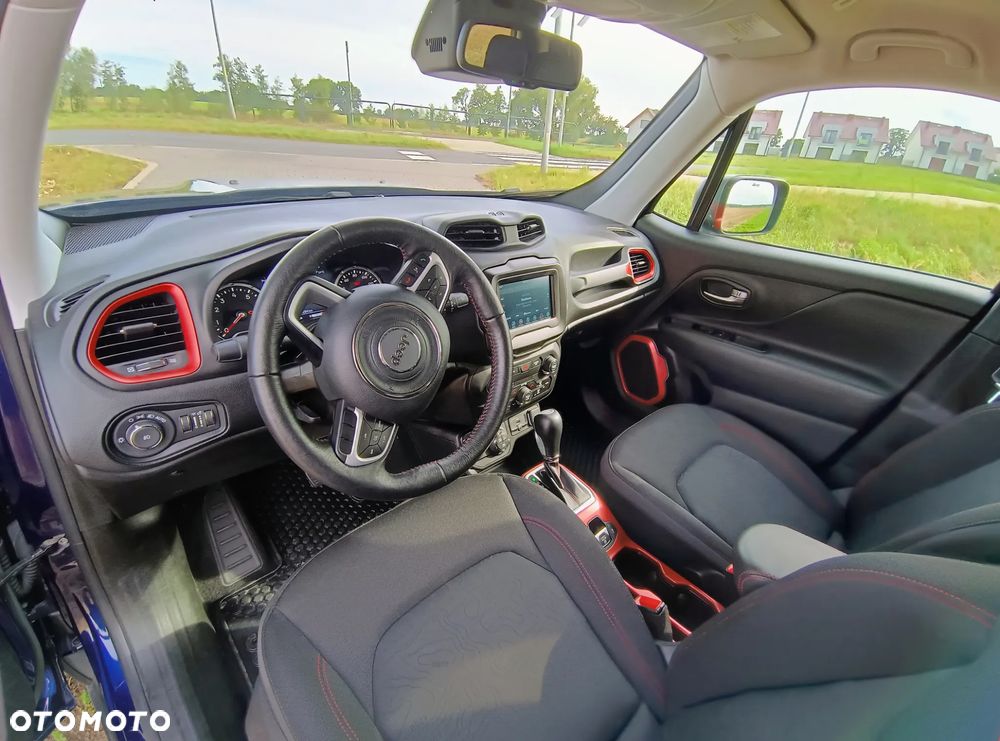 Jeep Renegade - 13