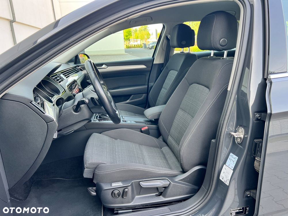 Volkswagen Passat 2.0 TDI Business DSG - 15