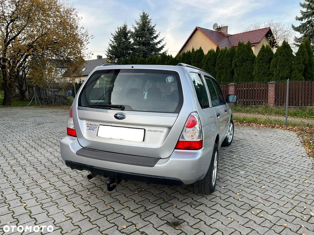 Subaru Forester 2.0 XG - 4