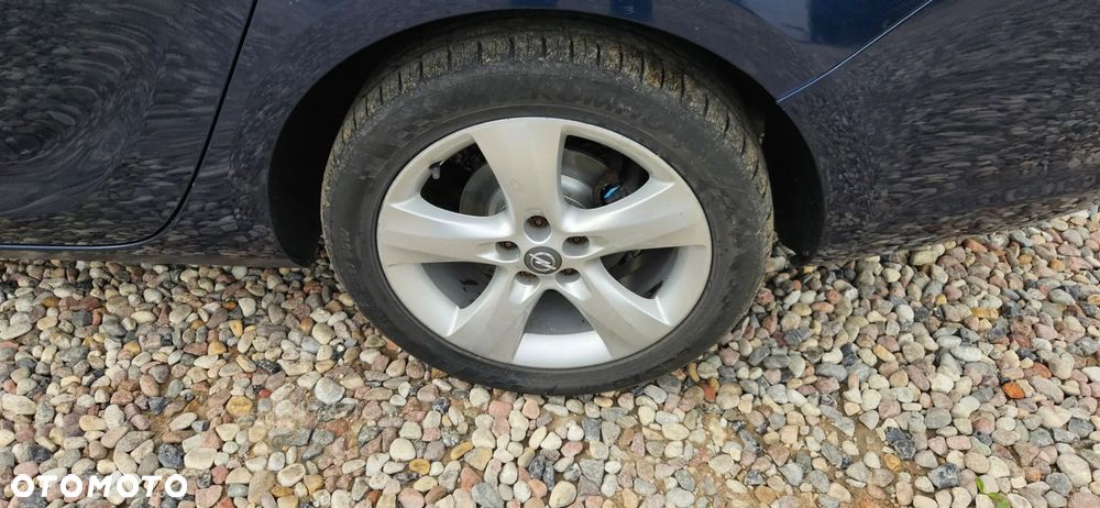 Opel Astra - 8