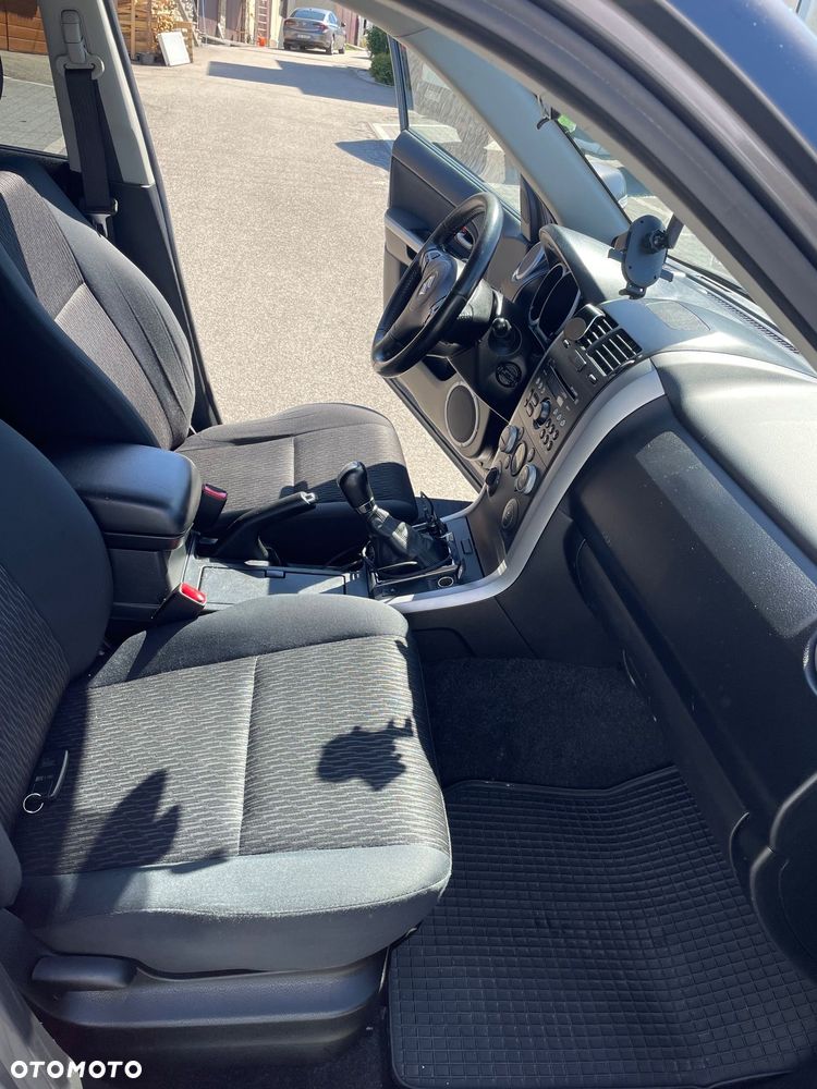 Suzuki Grand Vitara 2.4 Premium - 16