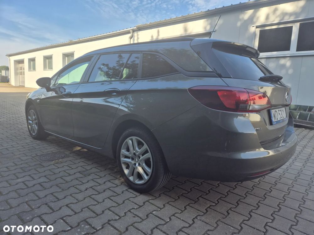 Opel Astra 1.6 CDTI Sport - 3