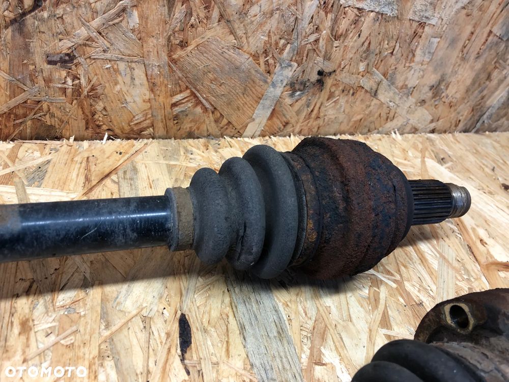 BMW E60 E61 E63 E64 PÓŁOŚ LEWA PRAWA TYŁ - 4