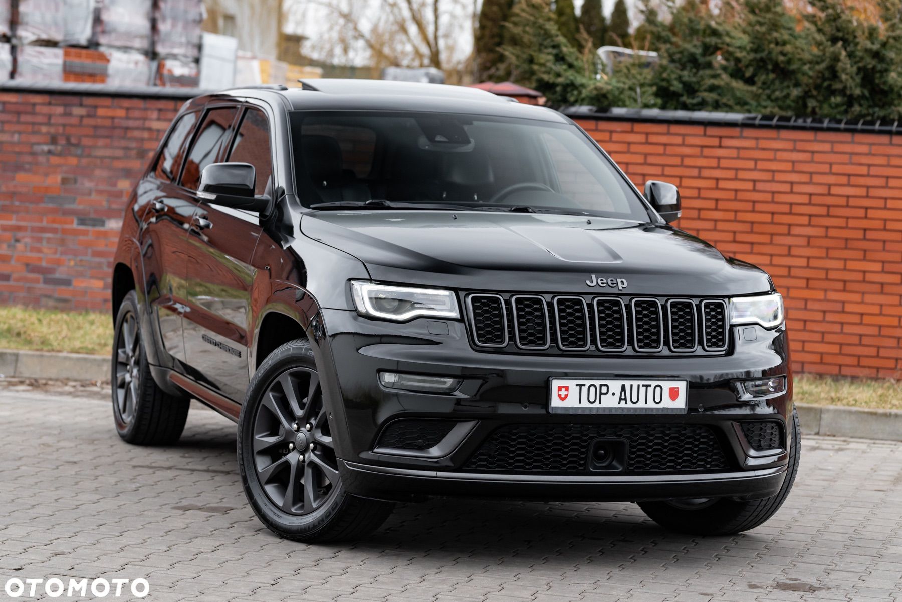 Jeep Grand Cherokee - 1