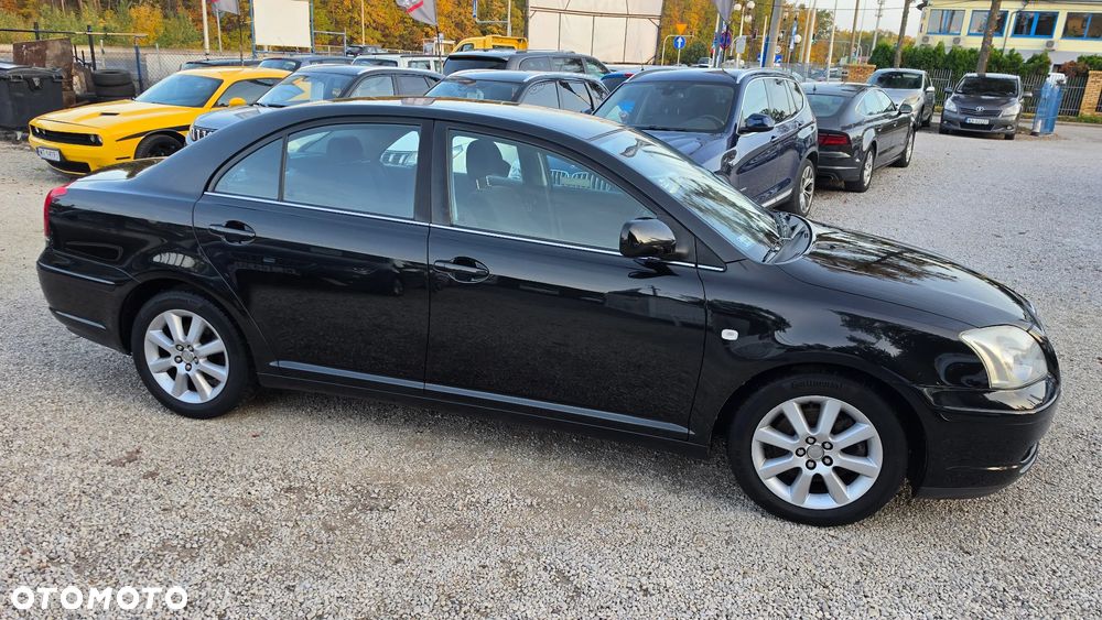 Toyota Avensis 2.0 VVT-i Sol - 9