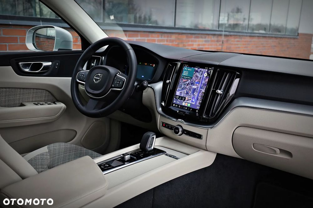 Volvo XC 60 - 16
