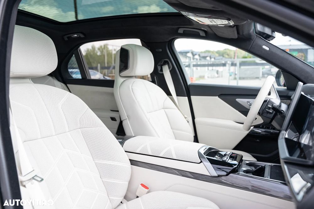 BMW Seria 7 740 xDrive - 10