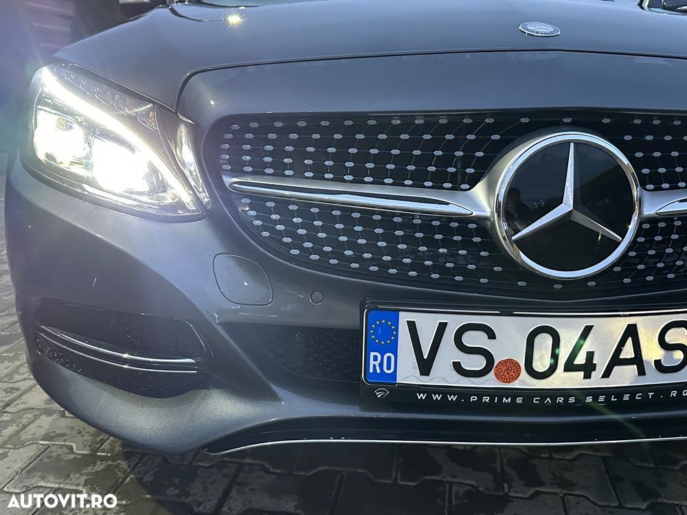 Mercedes-Benz C 220 (BlueTEC) d 7G-TRONIC Avantgarde - 3