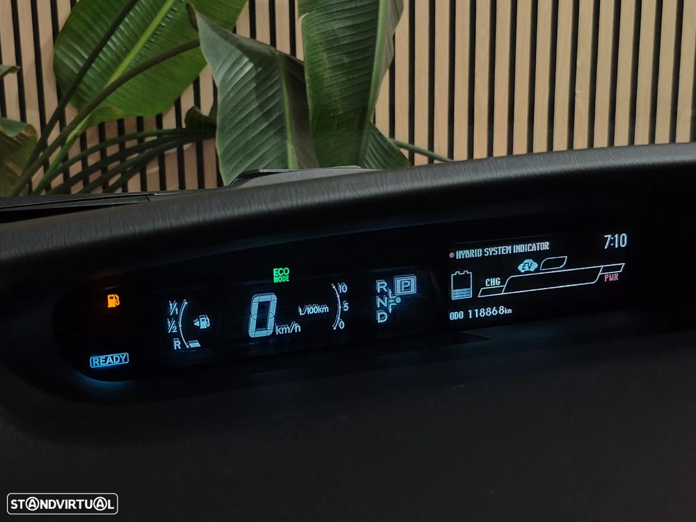 Toyota Prius 1.8 Plug-In Pack Premium - 12