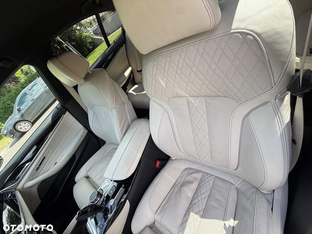 BMW Seria 5 530e iPerformance M Sport sport - 17