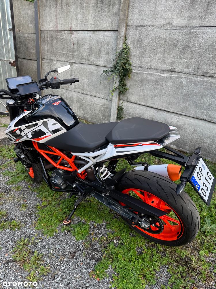 KTM Duke 390 - 4