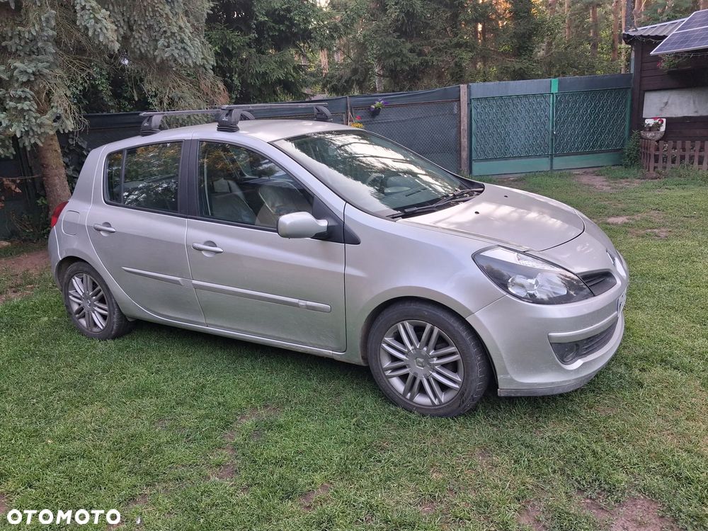 Renault Clio - 1