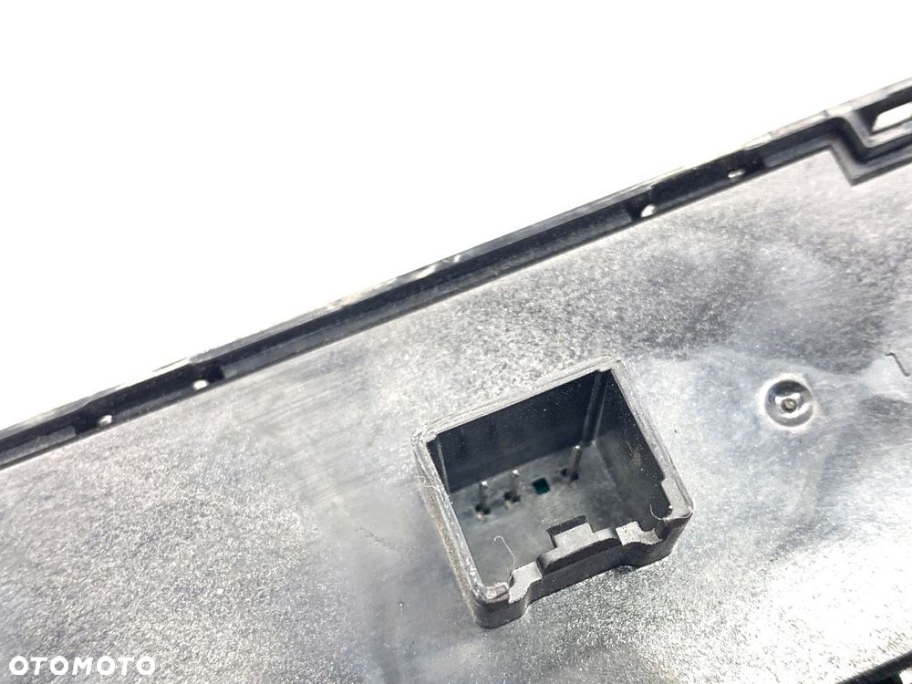 PRZEŁĄCZNIK SZYB  FORD MONDEO IV Turnier (BA7) 2007 - 2015 2.0 TDCi 103 kW [140 KM] olej napędowy - 4