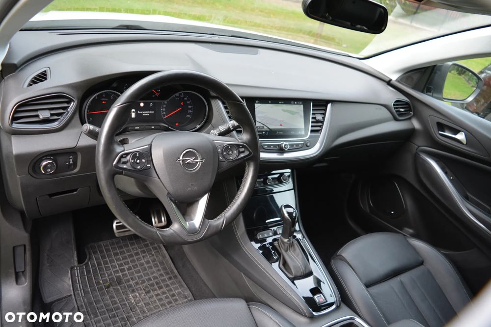 Opel Grandland X 1.6 Start/Stop Automatik Ultimate - 32