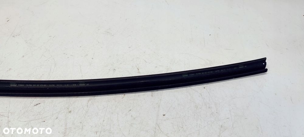 USZCZELKA DRZWI SZYBY LEWA PRAWA AUDI A3 8V3837479 - 2