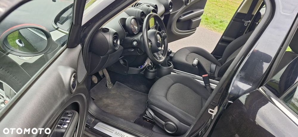 MINI Countryman One D - 11