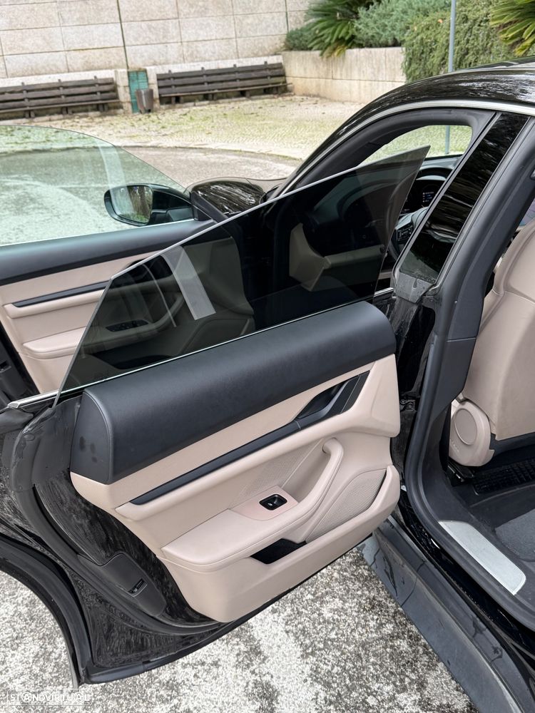 Porsche Taycan 4S - 19